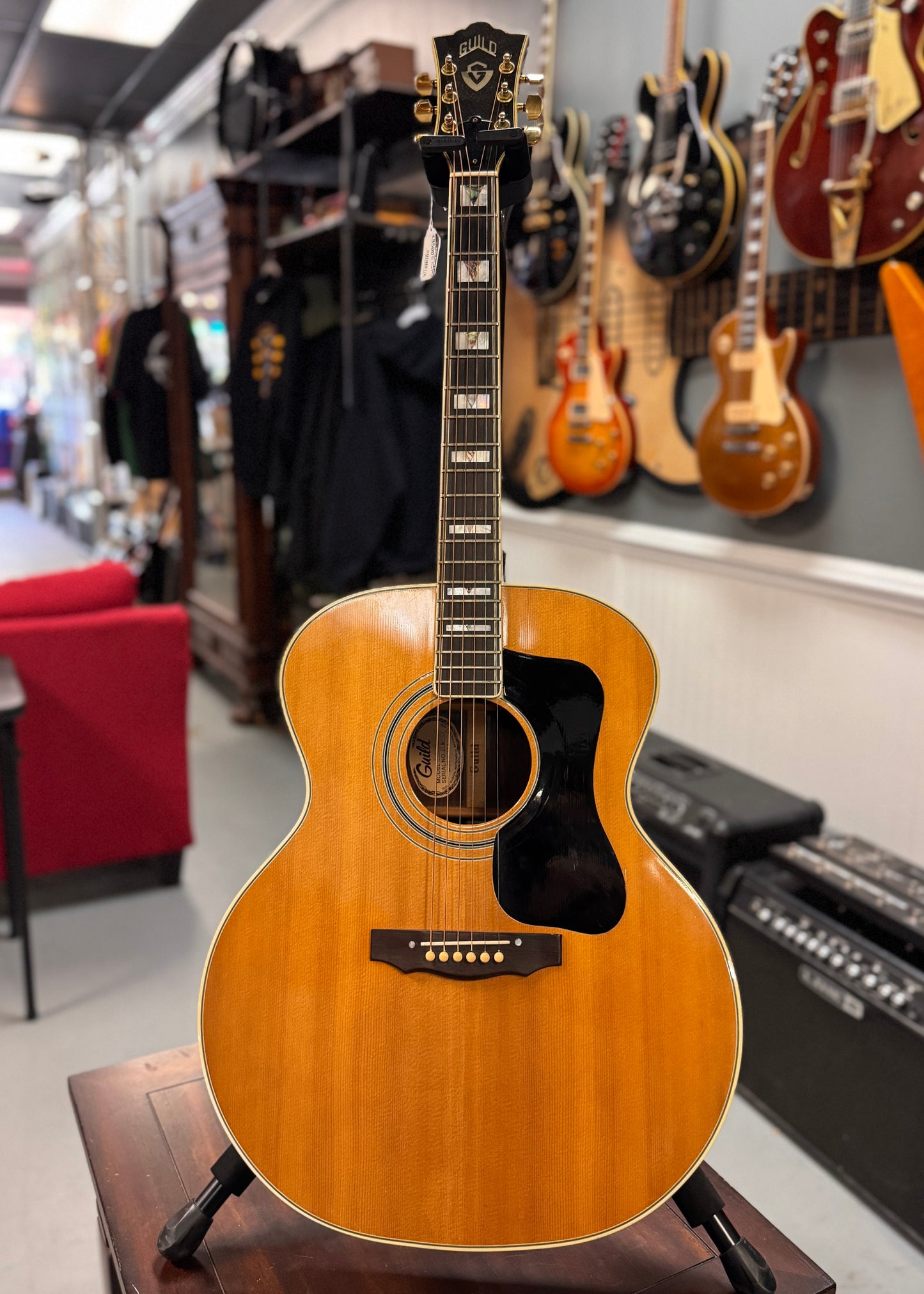 Guild F-50 Rosewood (1976)