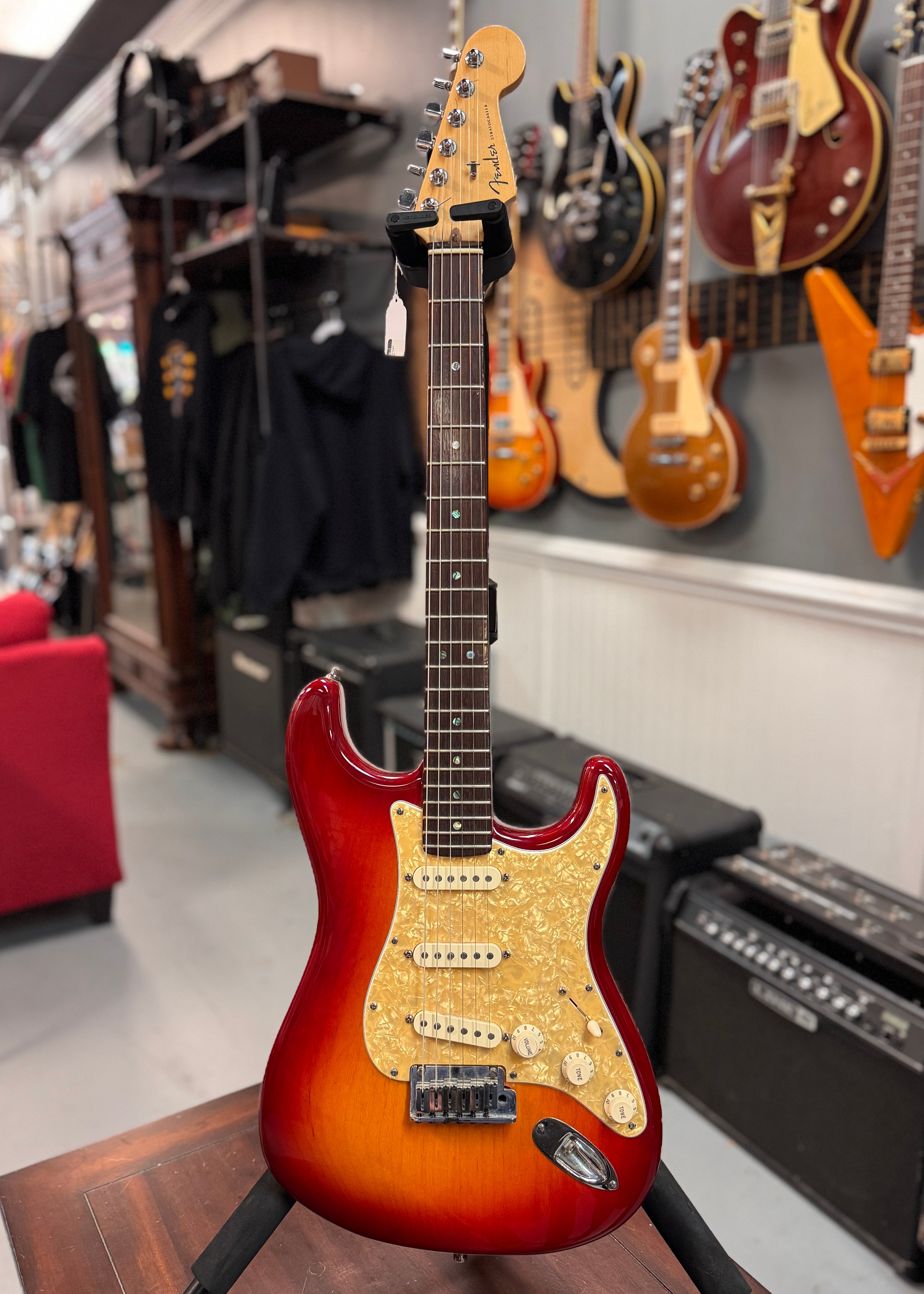 Fender American Deluxe Strat – Front Street Guitars