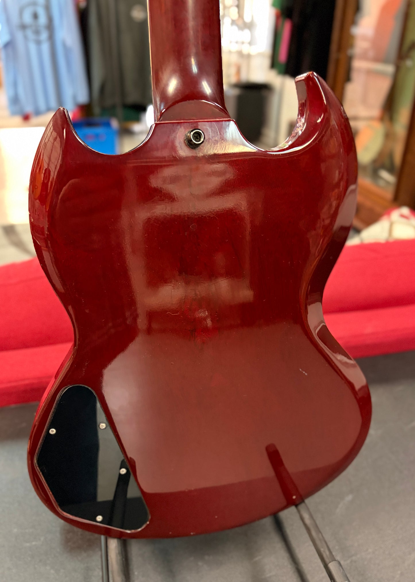 Gibson “Pre-Historic” ‘62 SG Standard Reissue (1986).