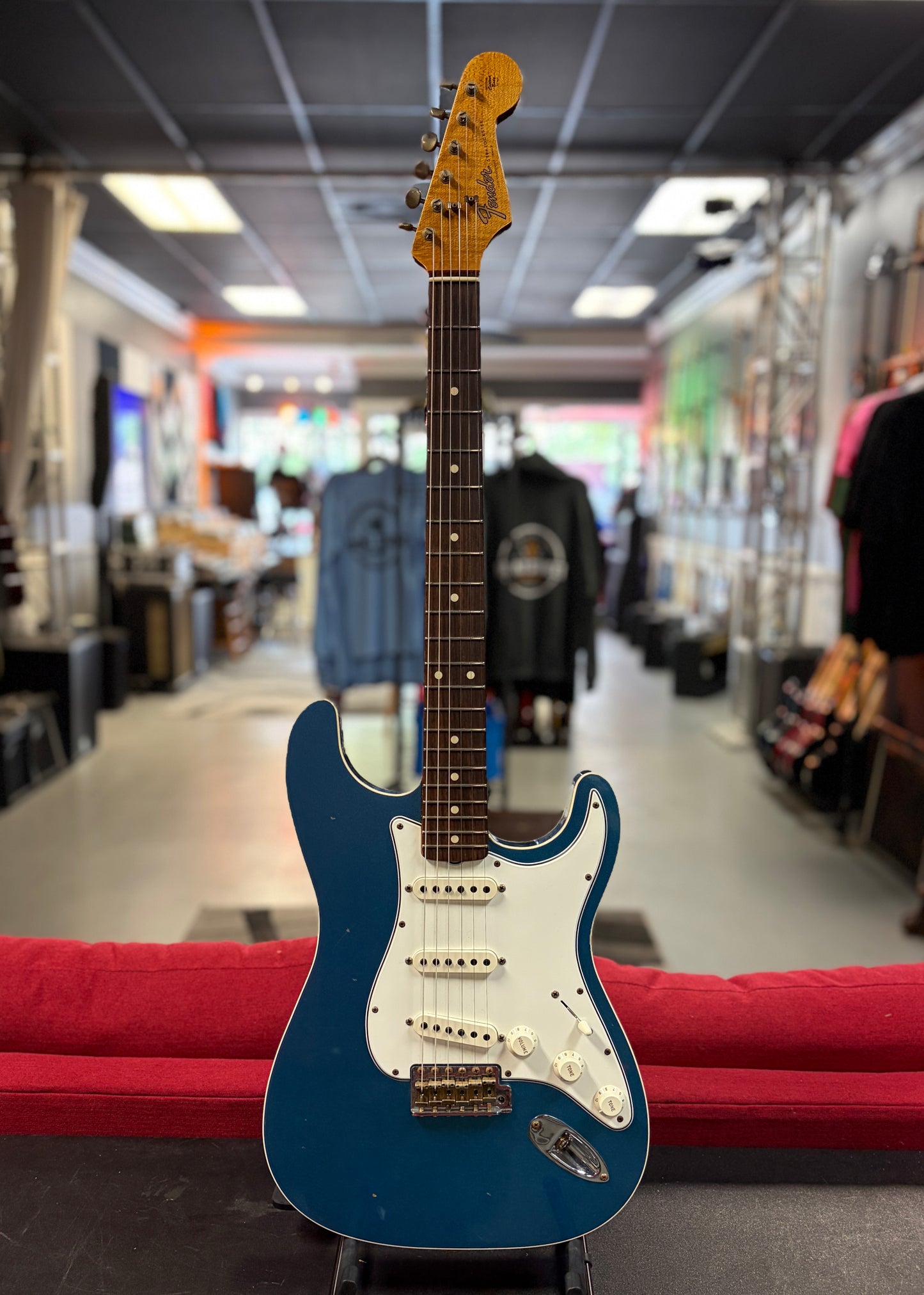 Fender CS Double-Bound Strat