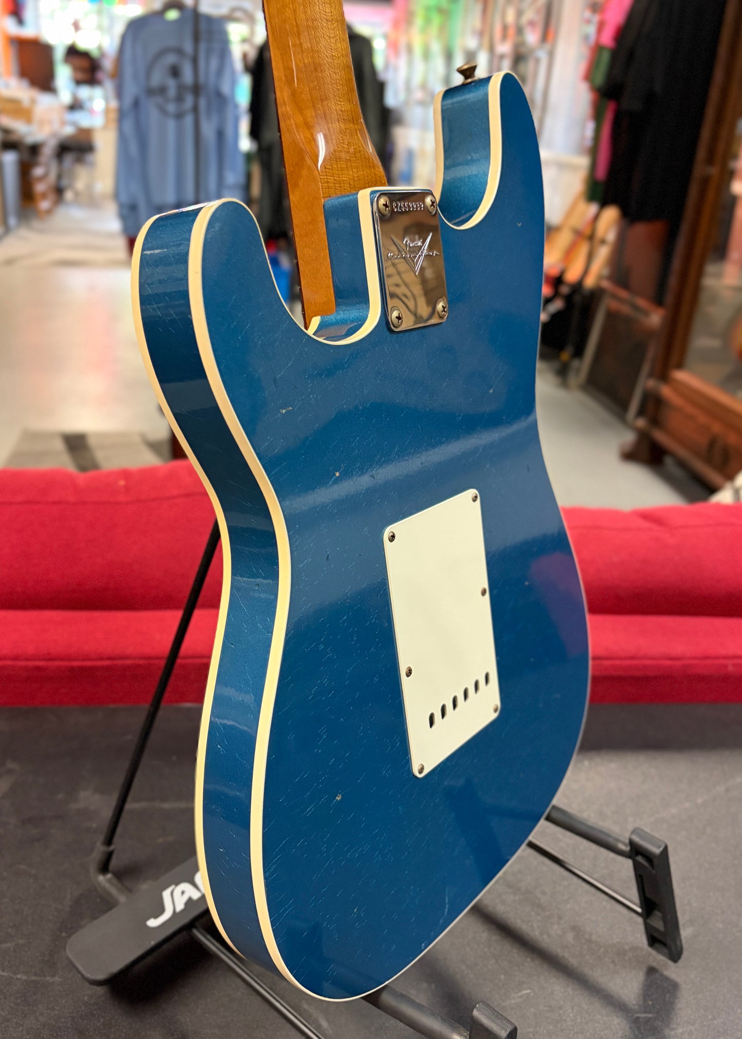 Fender CS Double-Bound Strat