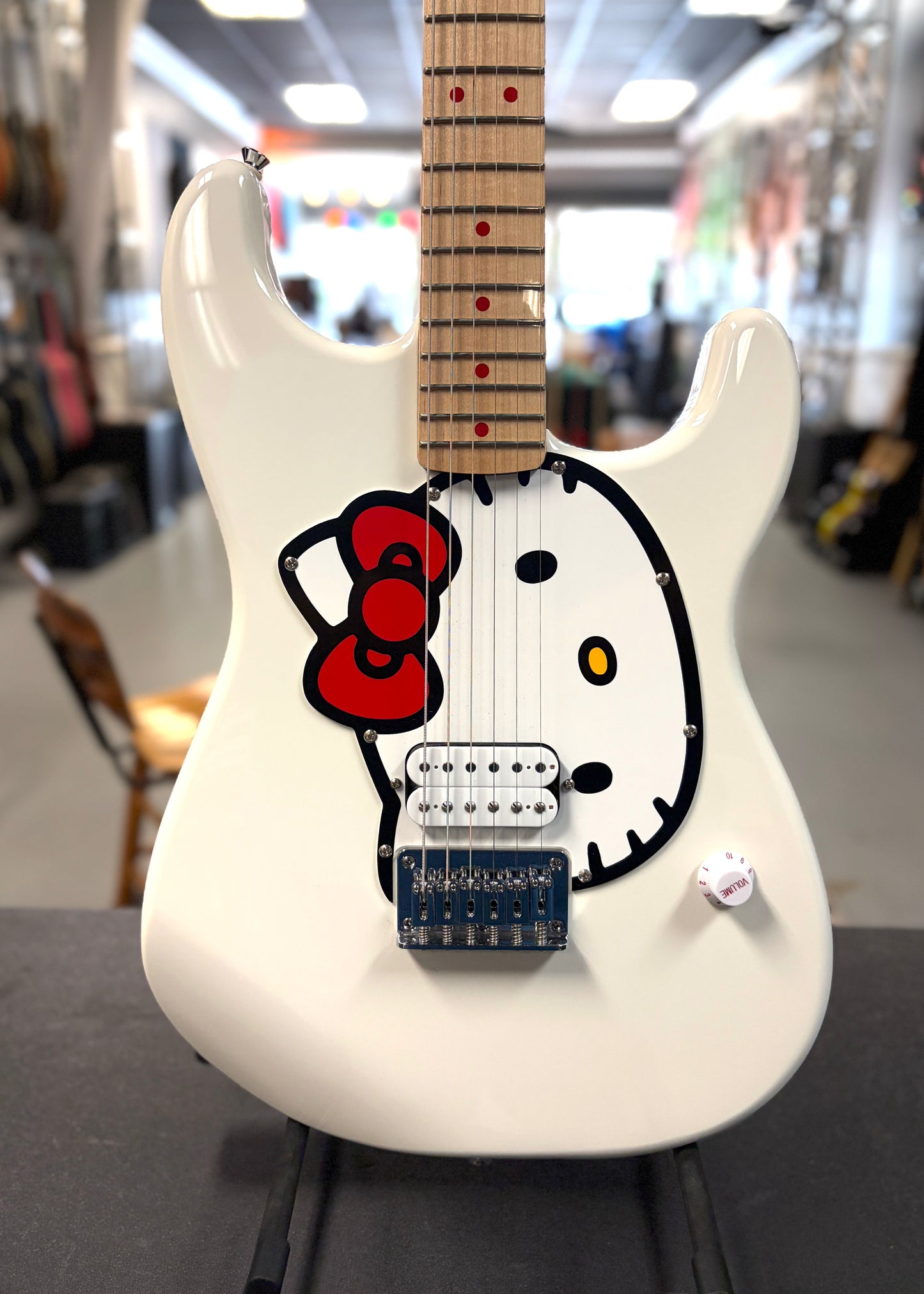 Squier Limited Hello Kitty Strat