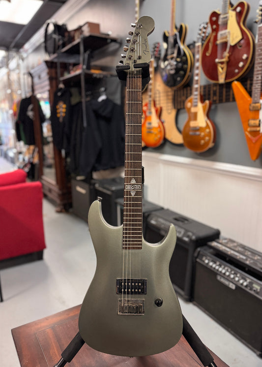 Fender Showmaster Celtic Knot